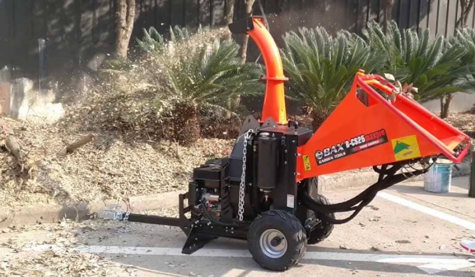 Hydraulic Feed Wood Chipper